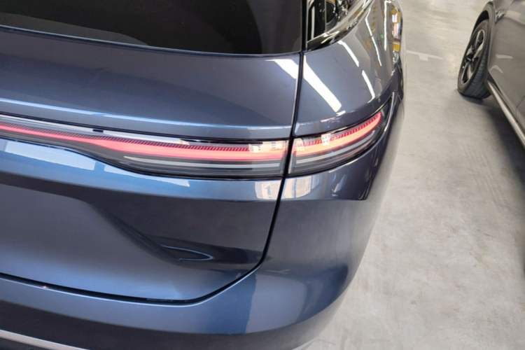 Used Nio ES8 2023 75 kWh Exterior 3