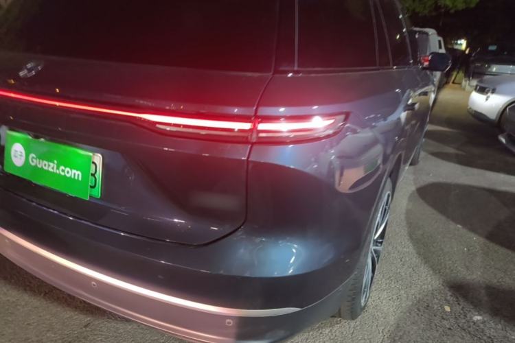 Used Nio ES8 2023 100kWh Signature Edition Exterior 3