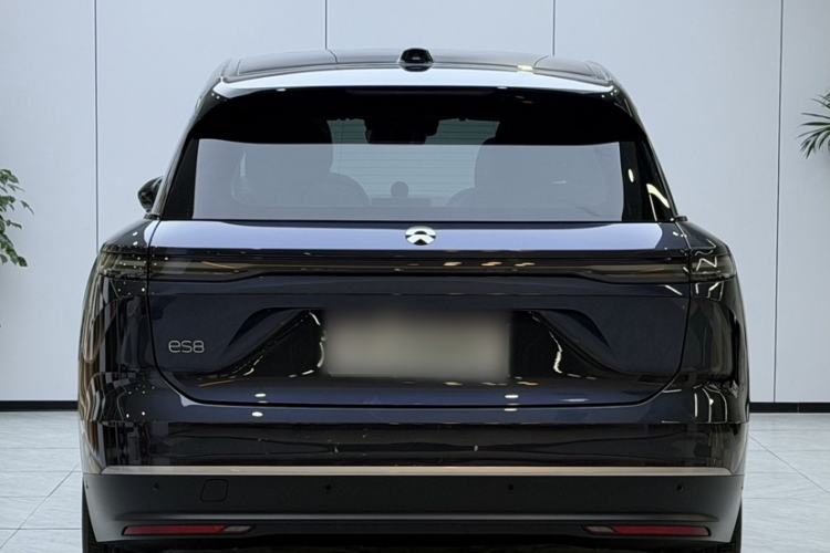 Used Nio ES8 2023 75 kWh Executive Edition Exterior 3