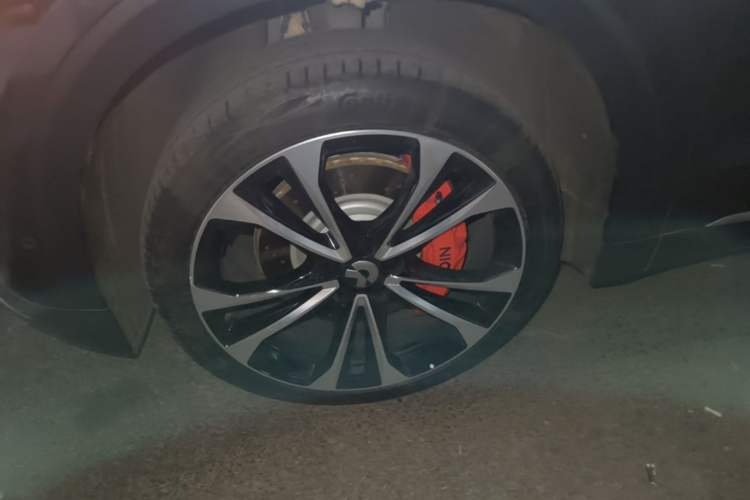 Used Nio ES8 2023 100kWh Signature Edition Exterior 4