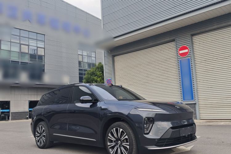 Used Nio ES8 2023 75 kWh Executive Edition Exterior 4