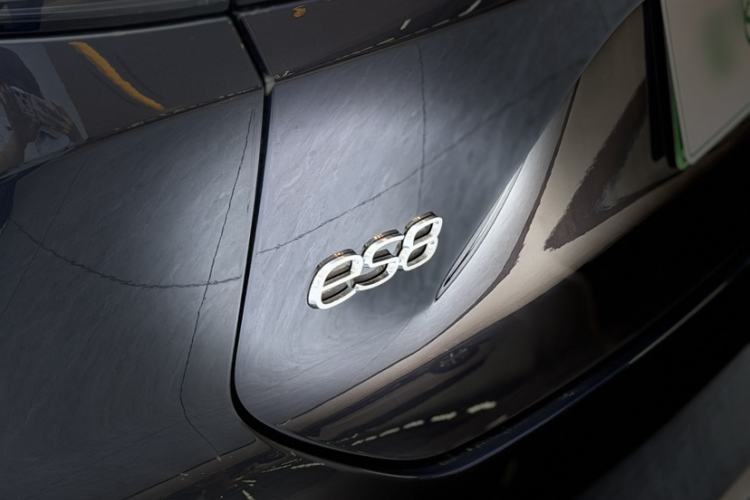 Used Nio ES8 2023 75 kWh Executive Edition Exterior 5