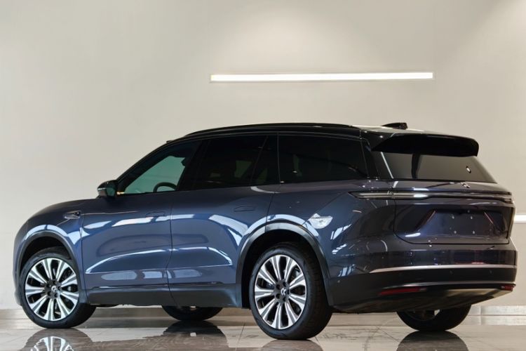 Used Nio ES8 2023 75 kWh Executive Edition Exterior 6