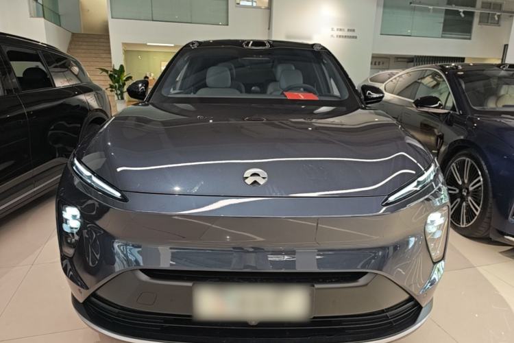 Used Nio ES8 2023 75 kWh Front