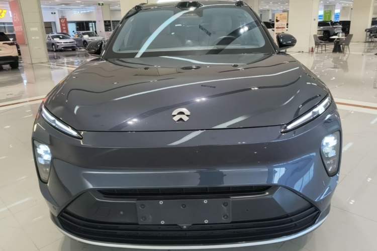 Used Nio ES8 2023 75 kWh Executive Edition Front