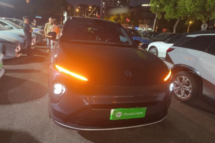 Used Nio ES8 2023 100kWh Signature Edition Front