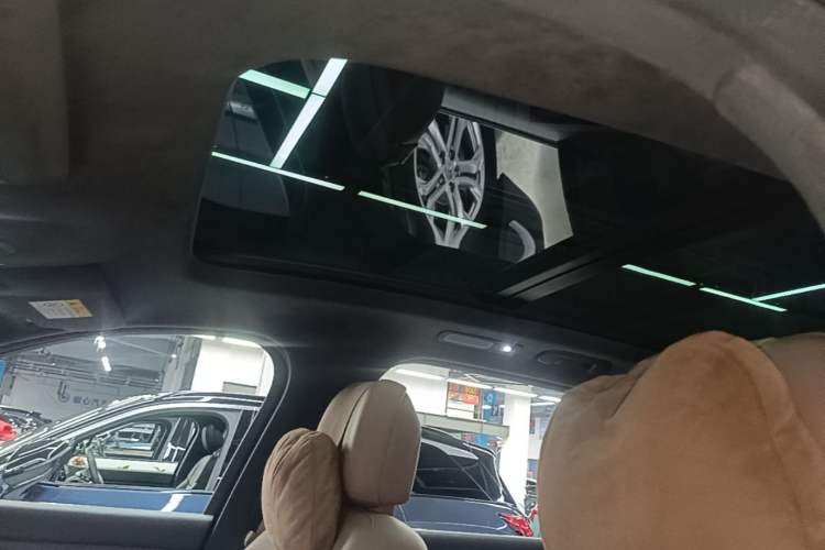 Used Nio ES8 2023 100kWh Headliner