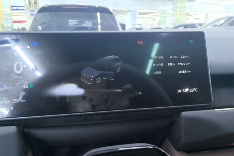 Used Nio ES8 2023 75 kWh Instrument Cluster