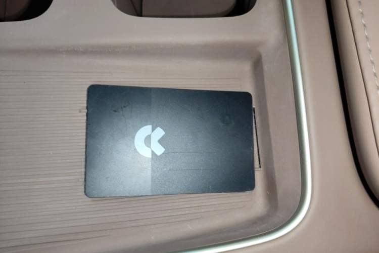 Used Nio ES8 2023 75 kWh Interior 1