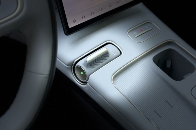 Used Nio ES8 2023 75 kWh Executive Edition Interior 10