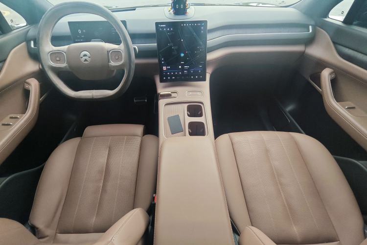 Used Nio ES8 2023 75 kWh Executive Edition Interior 5