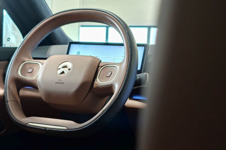 Used Nio ES8 2023 75 kWh Executive Edition Interior 6