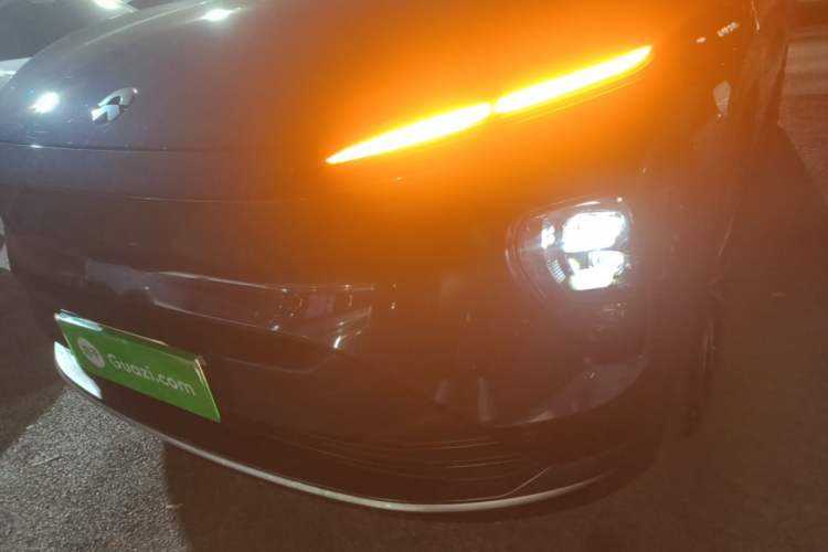 Used Nio ES8 2023 100kWh Signature Edition Left Front Headlight
