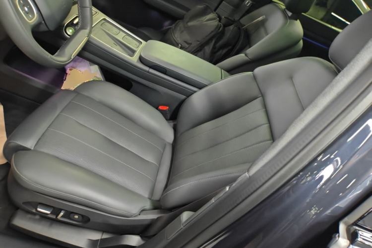 Used Nio ES8 2023 100kWh Signature Edition Left Front Seat