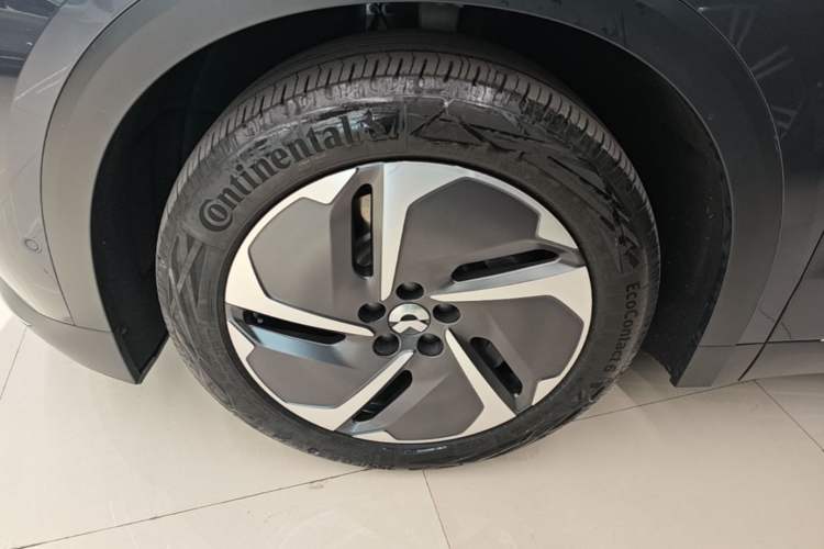 Used Nio ES8 2023 75 kWh Left Front Wheel Hub