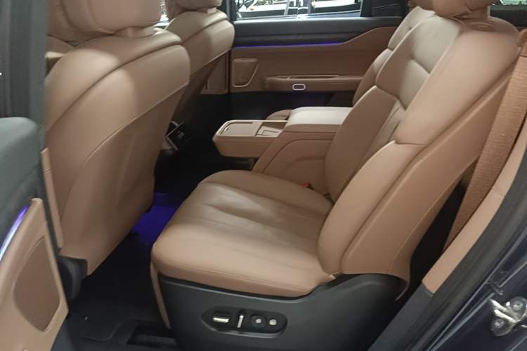Used Nio ES8 2023 100kWh Left Rear Seat