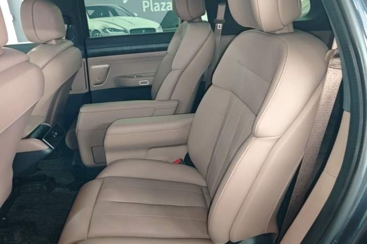 Used Nio ES8 2023 75 kWh Left Rear Seat