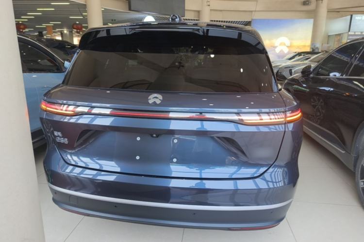 Used Nio ES8 2023 75 kWh Rear