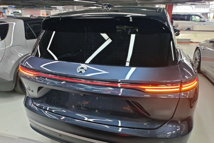 Used Nio ES8 2023 100kWh Signature Edition Rear