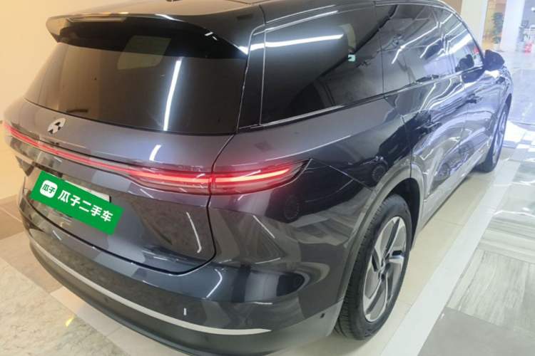 Used Nio ES8 2023 75 kWh Executive Edition Rear Right 45 Deg