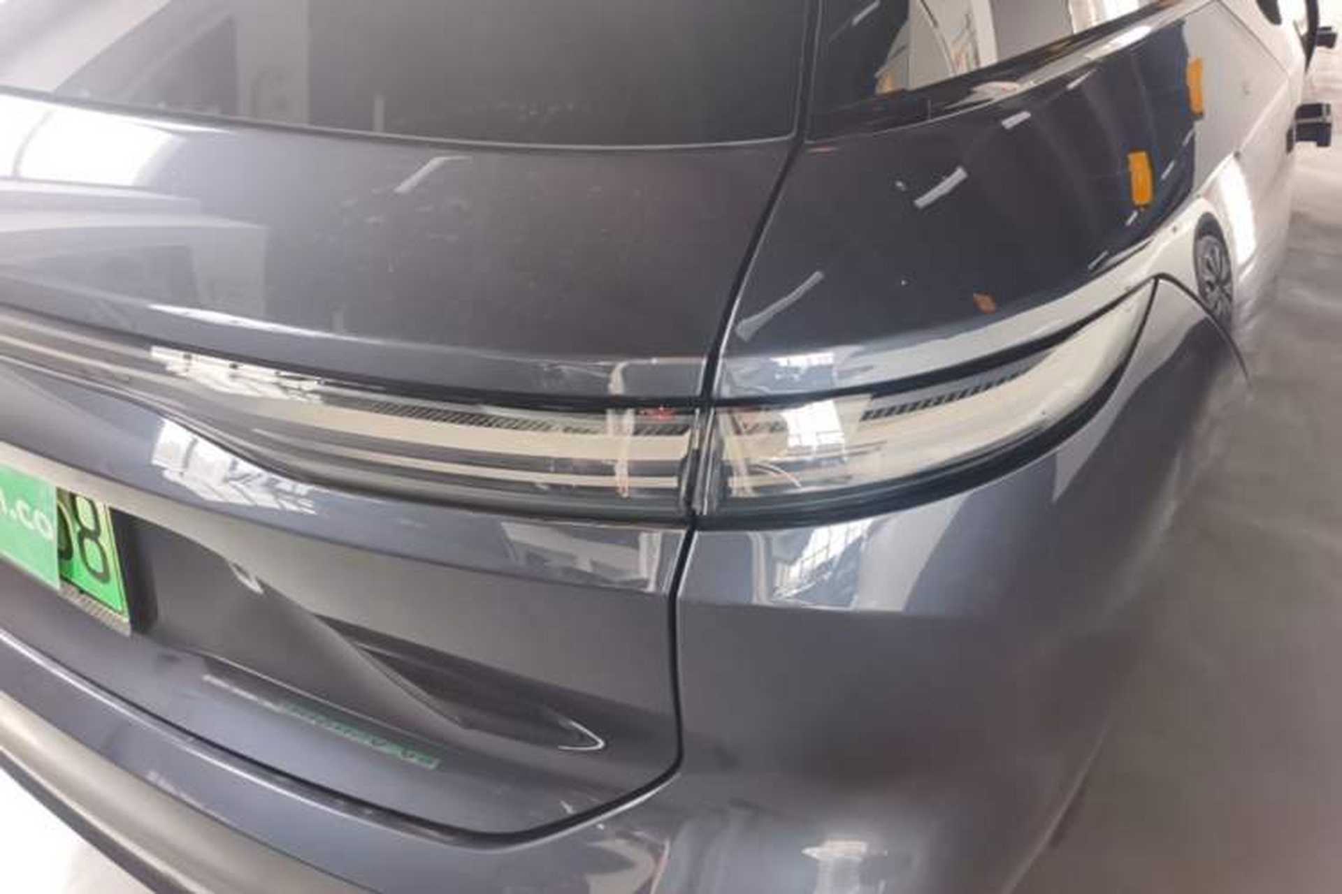 Used Nio ES8 2023 75 kWh Executive Edition Right Rear Taillight