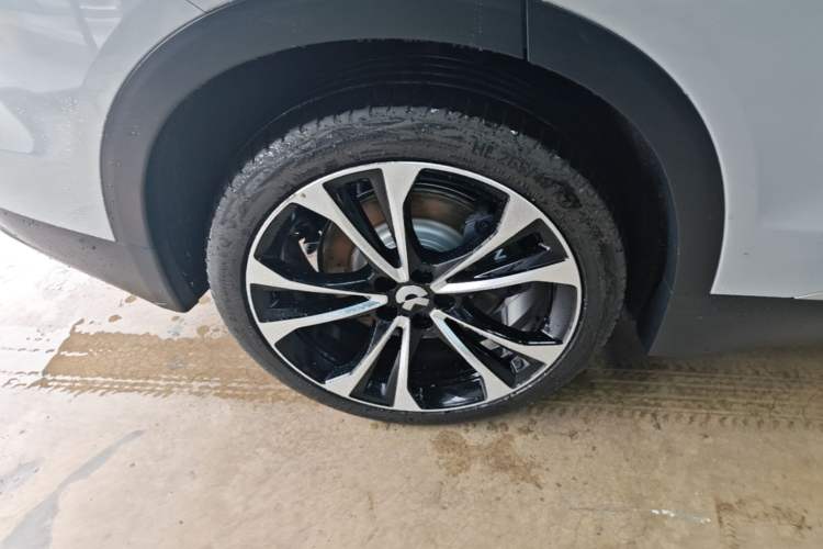 Used Nio ES8 2023 100kWh Signature Edition Right Rear Wheel Hub