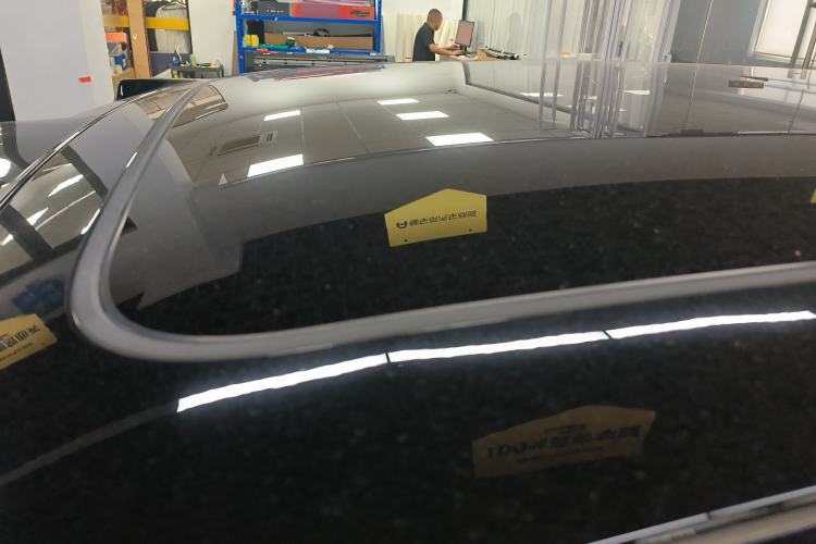 Used Nio ES8 2023 75 kWh Roof