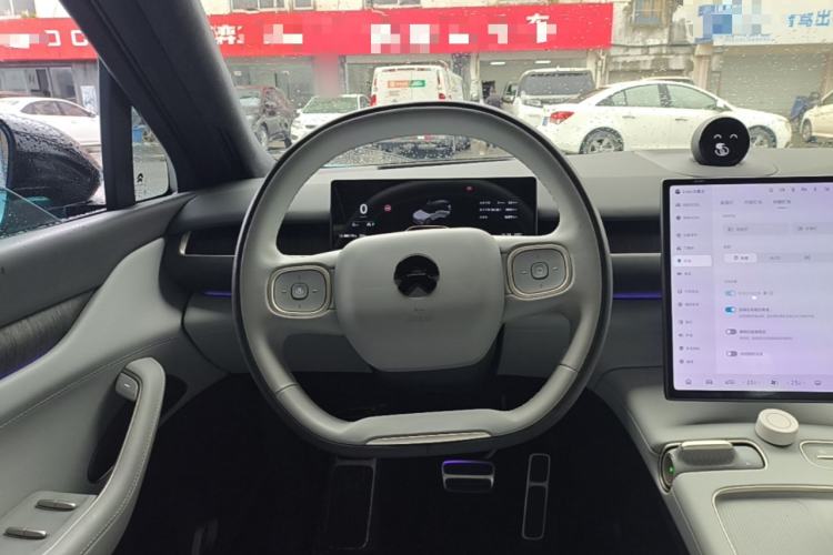 Used Nio ES8 2023 75 kWh Steering Wheel