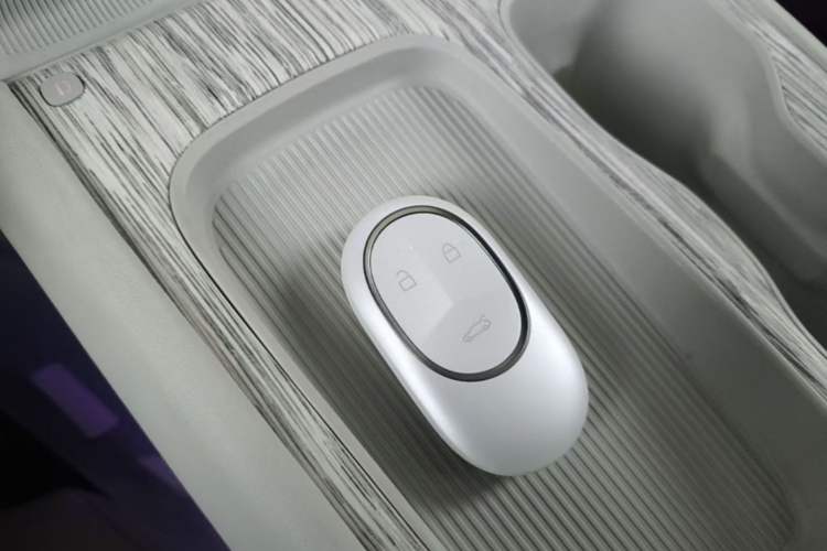 Used Nio ES8 2023 75 kWh Vehicle Key