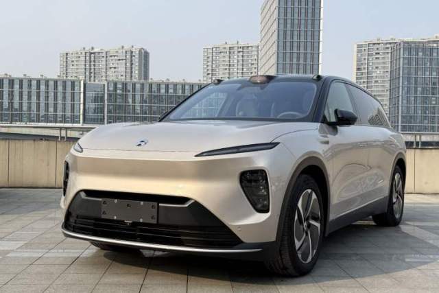 Used Nio ES8 2023 75 kWh Executive Edition