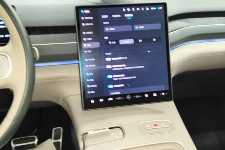 Used Nio ES8 2023 100kWh Signature Edition Audio And AC Panel