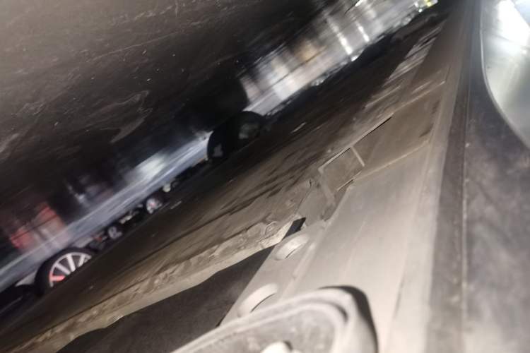 Used Nio ES8 2023 100kWh Signature Edition Chassis Rear Left