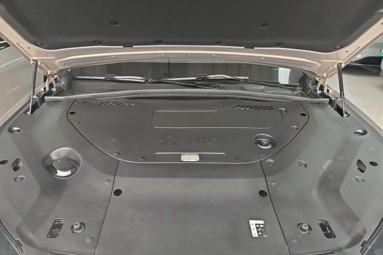 Used Nio ES8 2023 100kWh Signature Edition Engine Bay