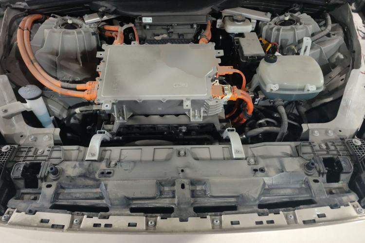 Used Nio ES8 2023 75 kWh Engine Bay