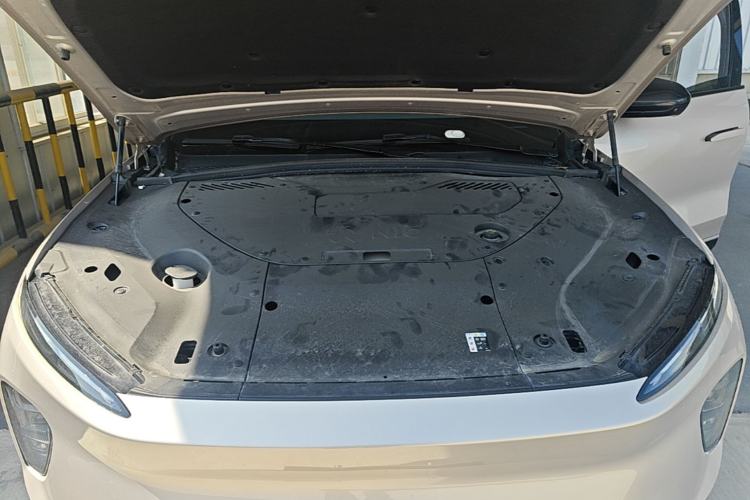 Used Nio ES8 2023 75 kWh Executive Edition Engine Bay