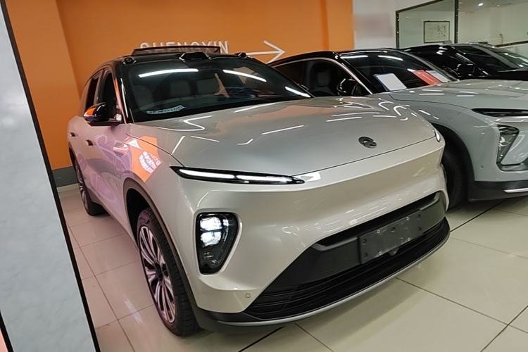 Used Nio ES8 2023 75 kWh Exterior 1