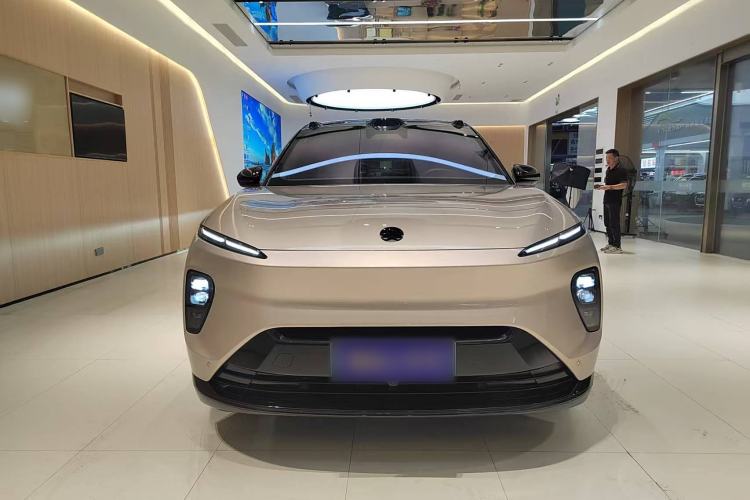 Used Nio ES8 2023 75 kWh Executive Edition Exterior 1