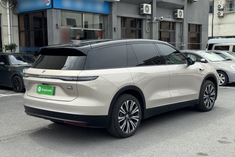 Used Nio ES8 2023 75 kWh Exterior 2