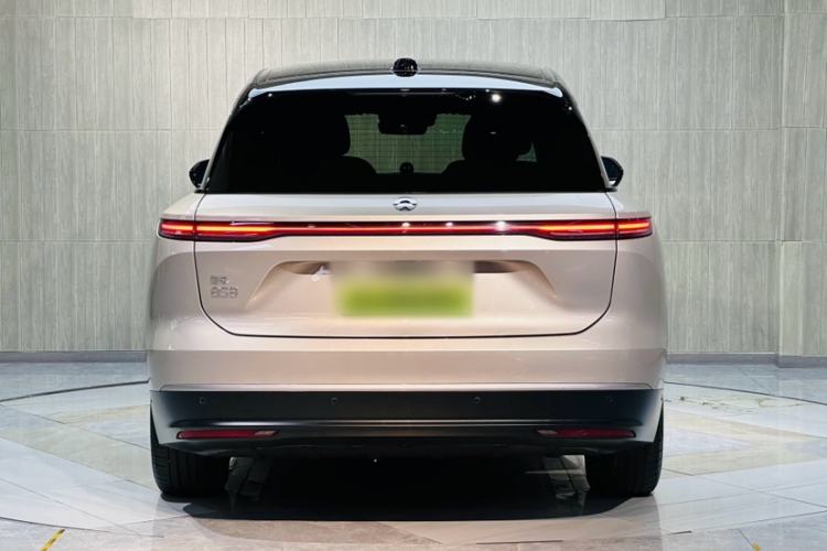 Used Nio ES8 2023 75 kWh Exterior 2