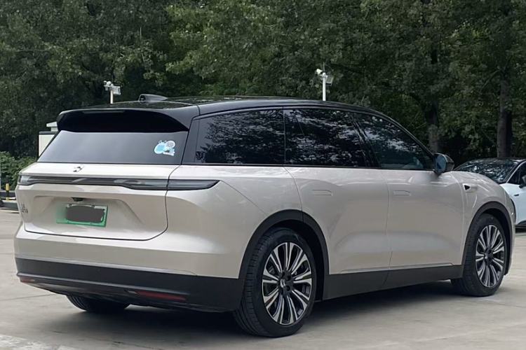Used Nio ES8 2023 100kWh Exterior 4