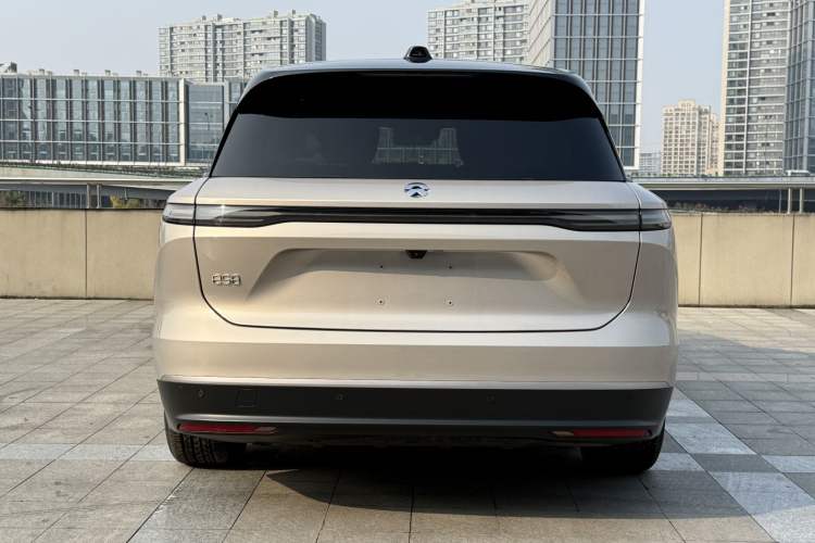 Used Nio ES8 2023 75 kWh Executive Edition Exterior 5