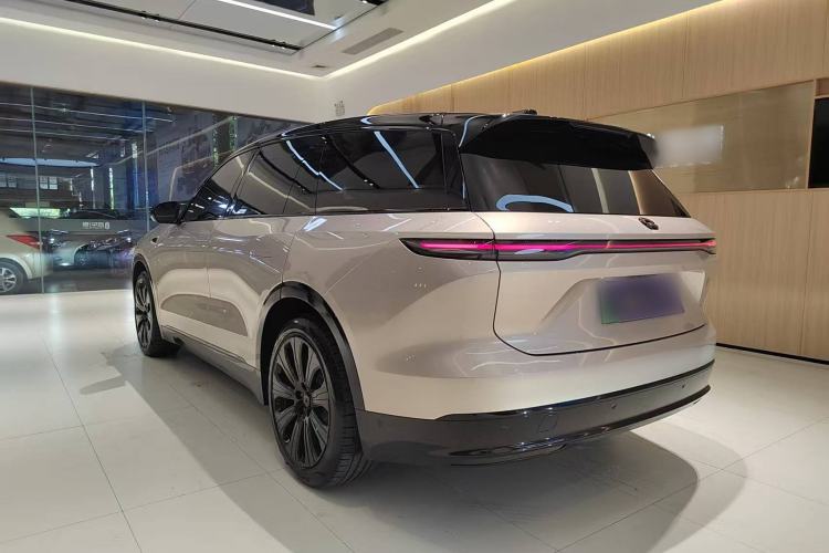 Used Nio ES8 2023 75 kWh Executive Edition Exterior 5