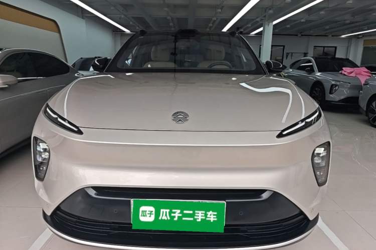 Used Nio ES8 2023 100kWh Signature Edition Front
