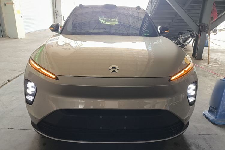 Used Nio ES8 2023 75 kWh Executive Edition Front