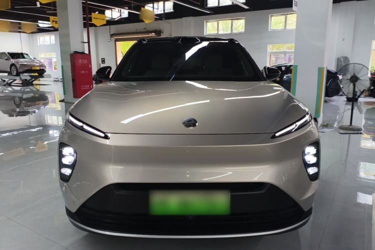 Used Nio ES8 2023 75 kWh Executive Edition Front