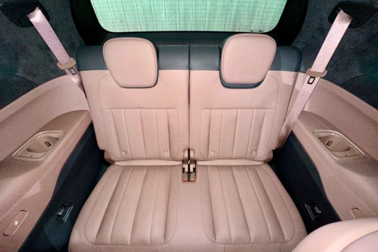 Used Nio ES8 2023 75 kWh Interior 10