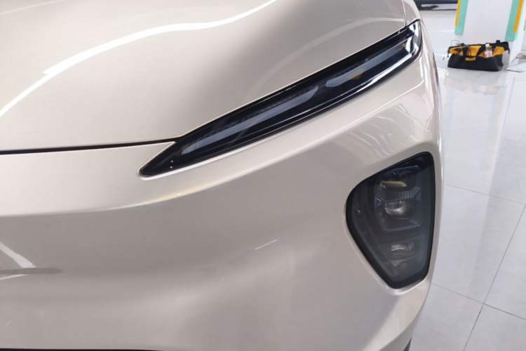 Used Nio ES8 2023 75 kWh Executive Edition Left Front Headlight