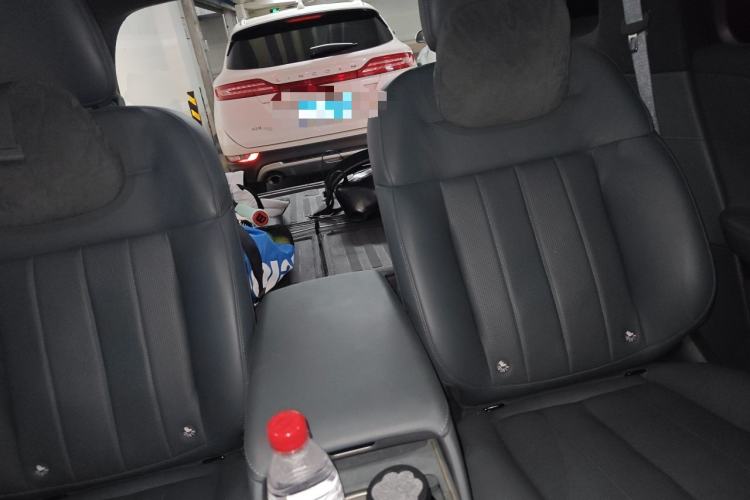 Used Nio ES8 2023 100kWh Signature Edition Left Rear Seat
