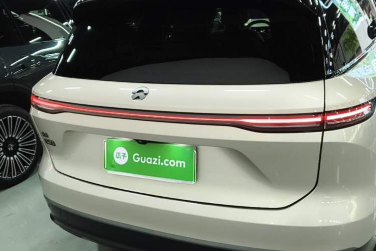 Used Nio ES8 2023 100kWh Signature Edition Rear