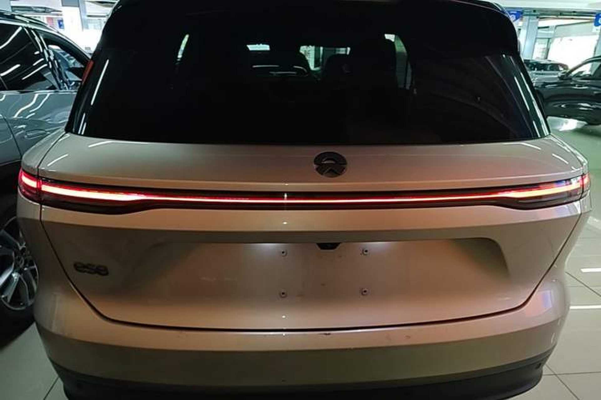 Used Nio ES8 2023 75 kWh Rear